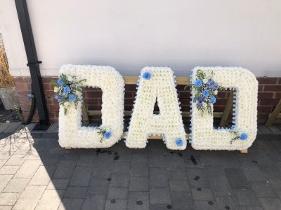 DAD 2FT LETTERINGS