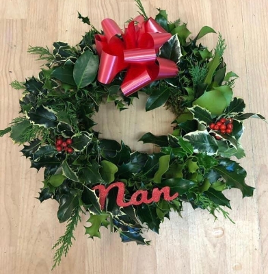 Holly Wreath 2